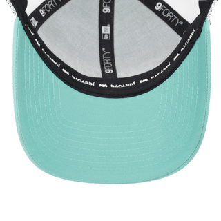 Gorra "Bacardí x New Era" 940 Trucker Tropical