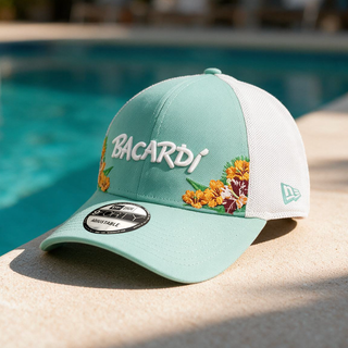 Gorra "Bacardí x New Era" 940 Trucker Tropical